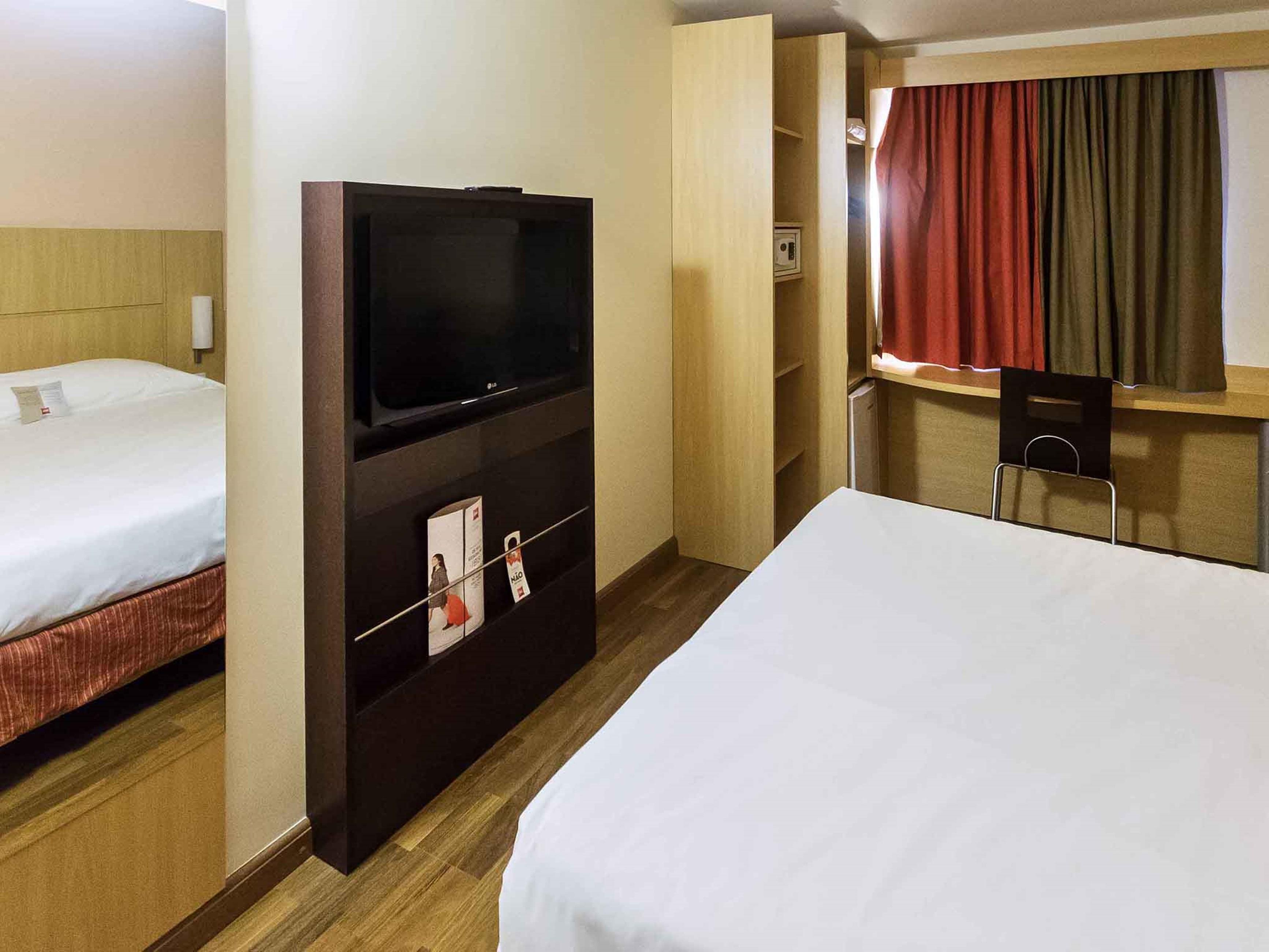 Ibis Copacabana Posto 2 3*